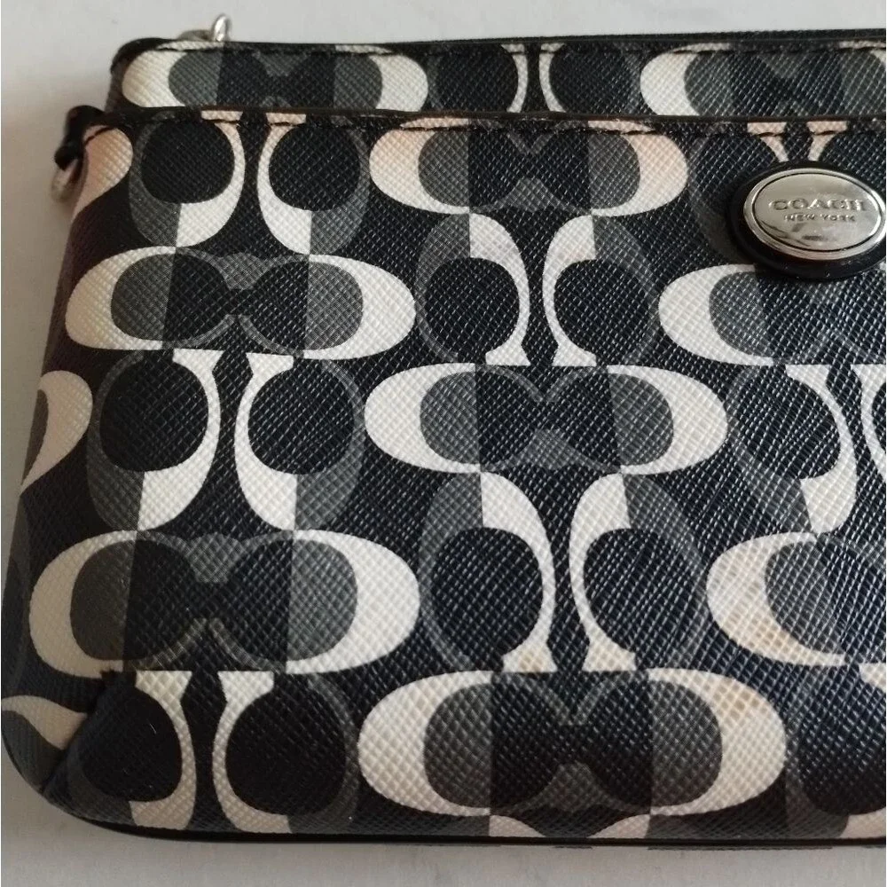 Coach Black Peyton Dream C Small Wristlet Wallet